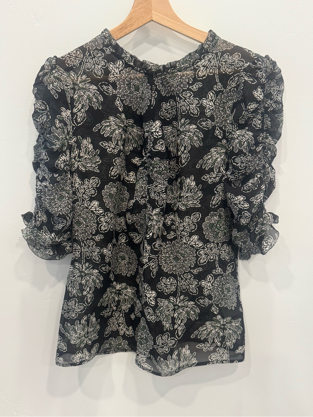 Veronica Beard 100% Silk Floral Ruffle Puff Sleeve Blouse Black Size 4
